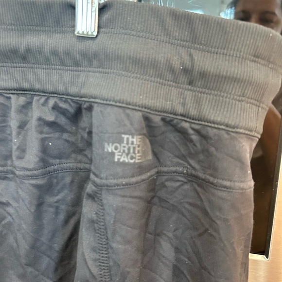 The North Face Charcoal Joggers, W 3x, have wear/piling but GUC - Picture 4 of 6
